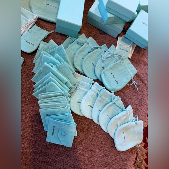 Tiffany & Co. Turquoise Box Collection - Picture 6 of 11